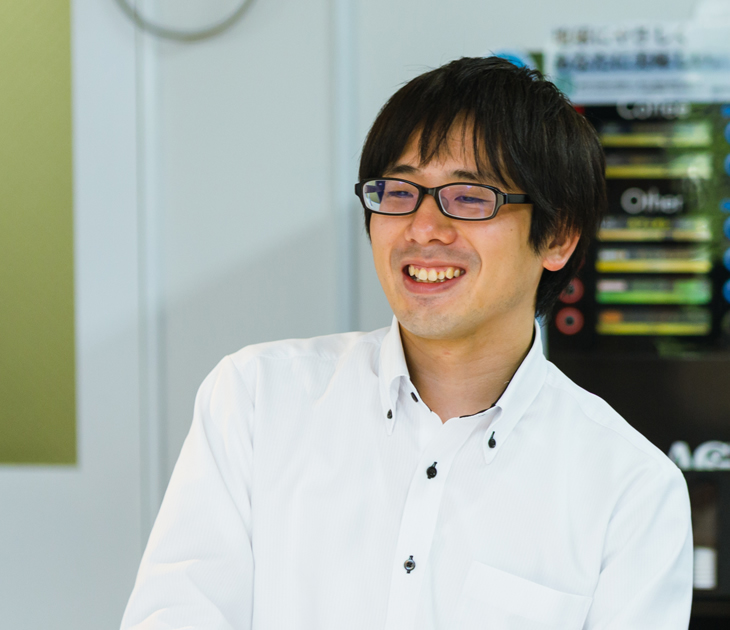 写真：生田さんのインタビューカット02