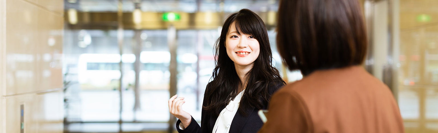 写真：松岡さんのインタビューカット02