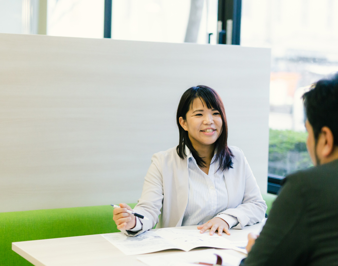 写真:岩木さんのインタビューカット04