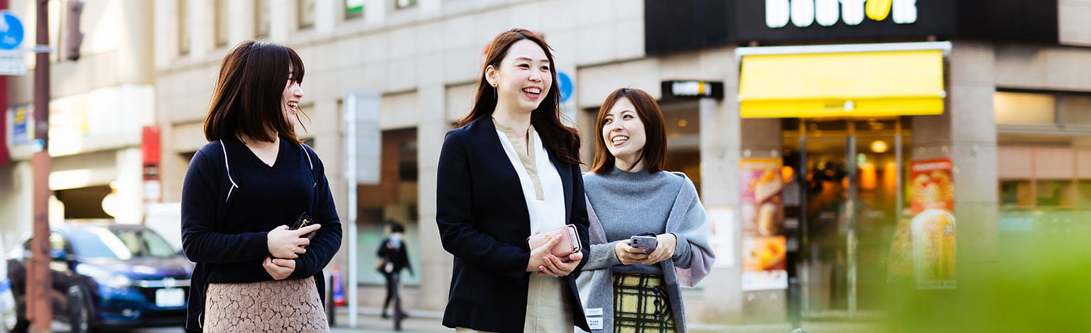 写真:門脇さんのインタビューカット03