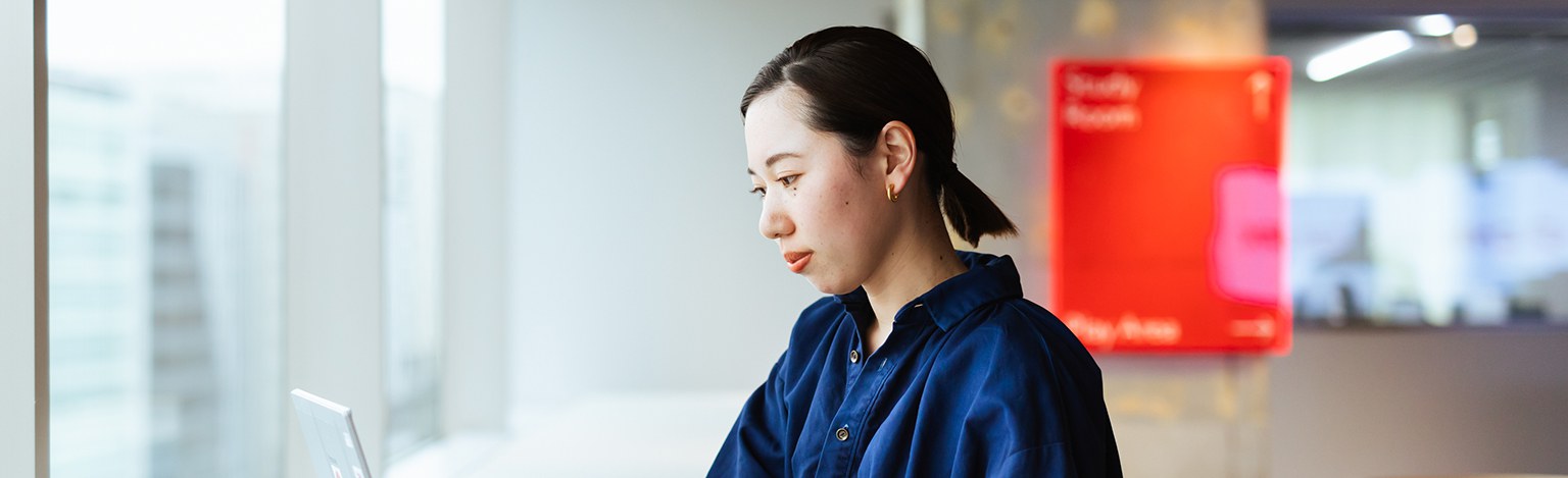 写真:古藤さんのインタビューカット03