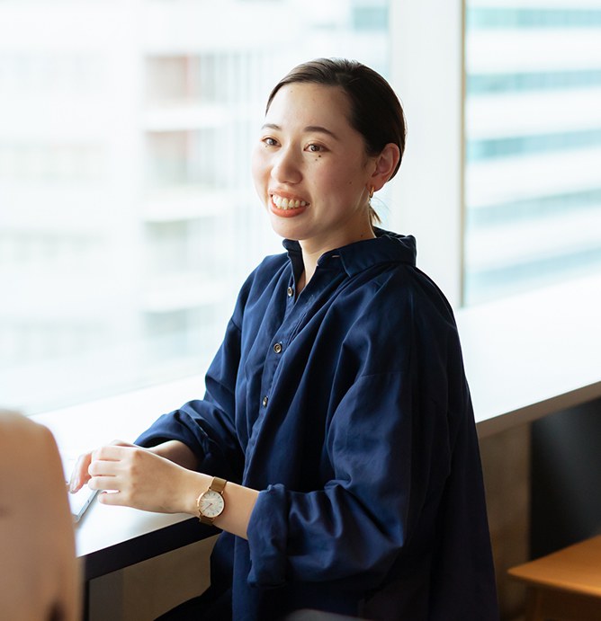 写真:古藤さんのインタビューカット05