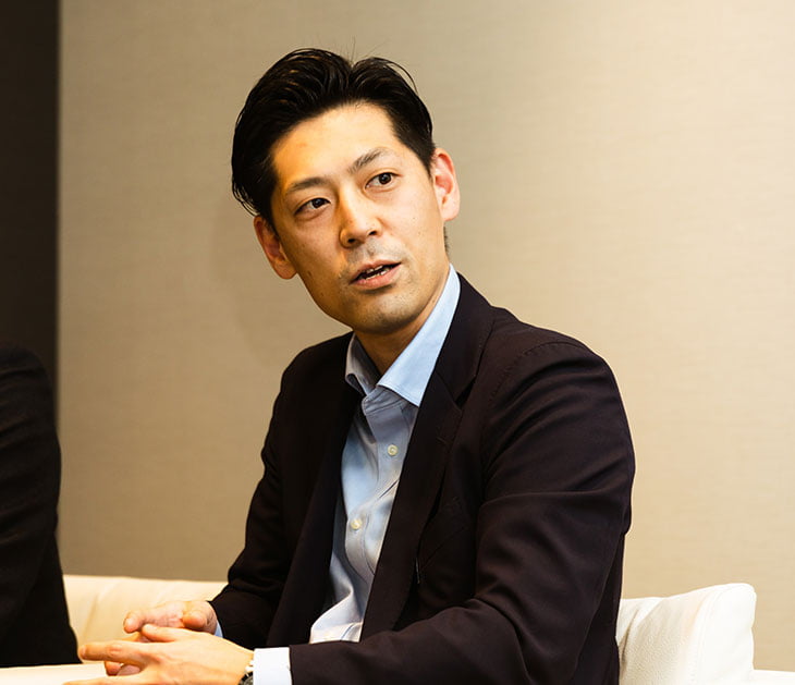 写真:宮本さんのインタビューカット01